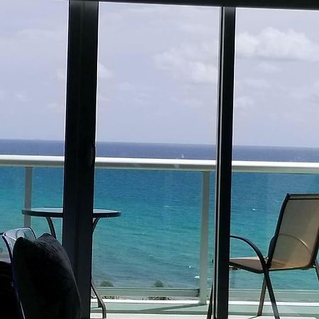 Hollywood Beach Apartment Luaran gambar