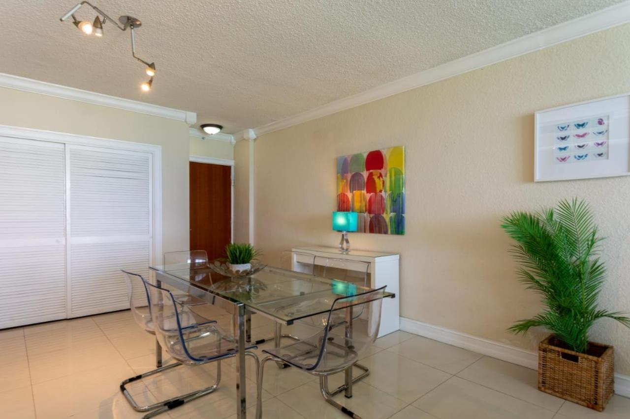 Hollywood Beach Apartment Luaran gambar